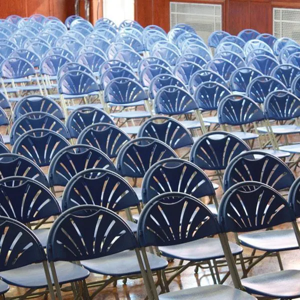 144 x Classic Fan Back Folding Chair Bundle   Trolley