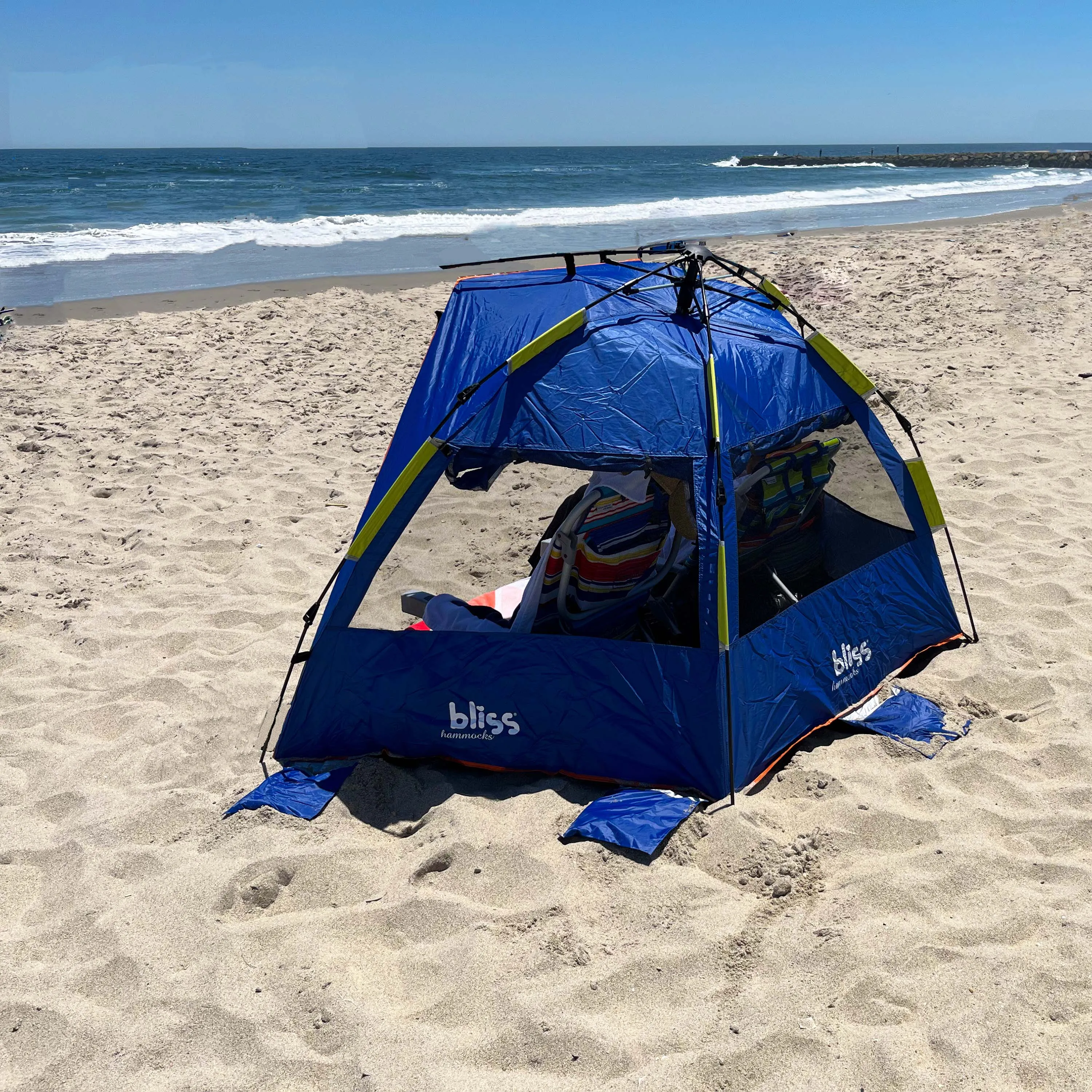 Pop-Up Beach Tent w/ Carrying Bag | Collapsible Design | Sun Protection & Weather Resistant