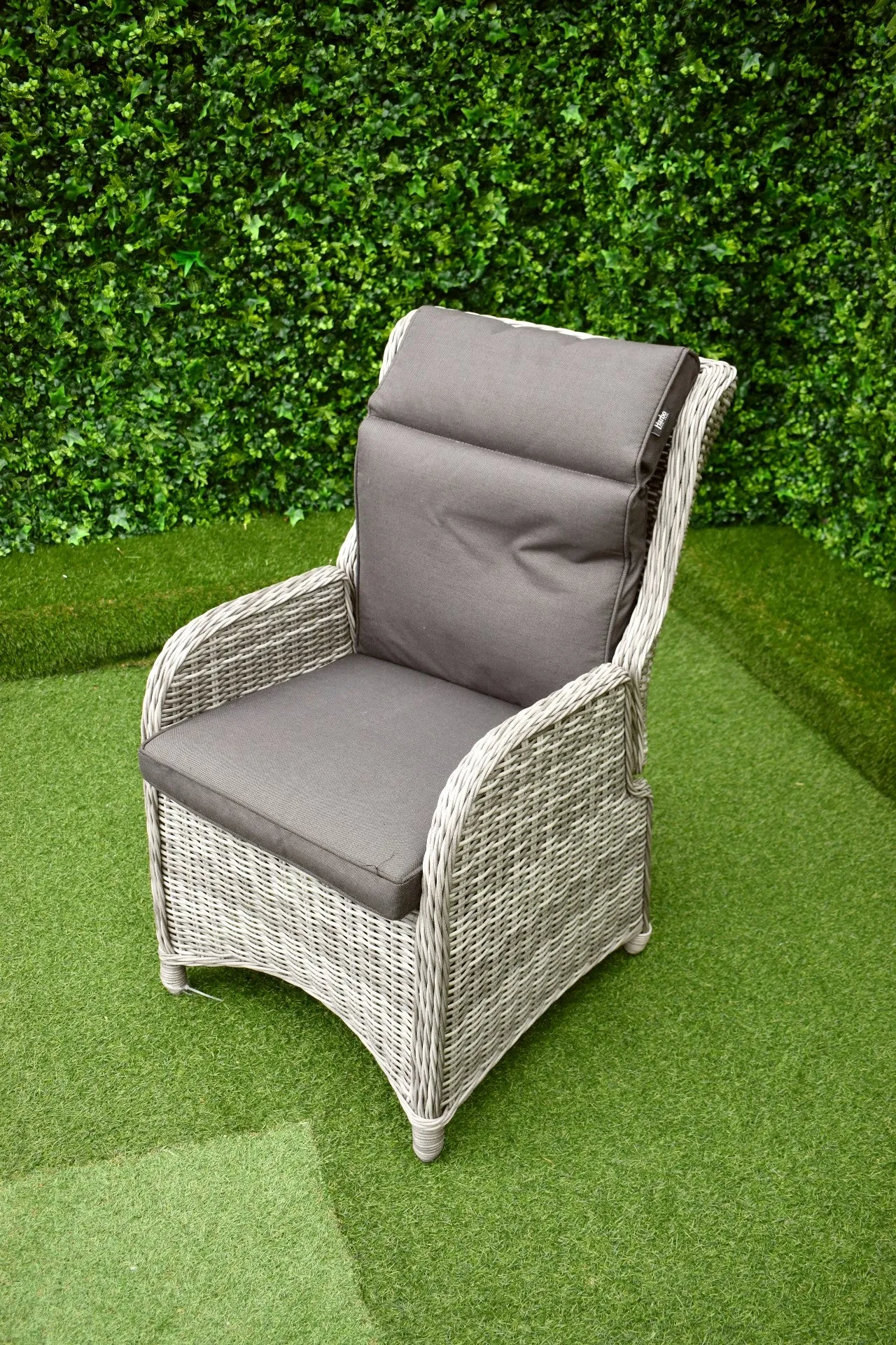 Tuscany Double Ice Bucket Ten Reclining Charcoal